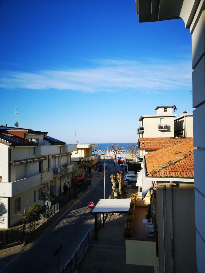 Hotel Tiglio ริมินี ภายนอก รูปภาพ