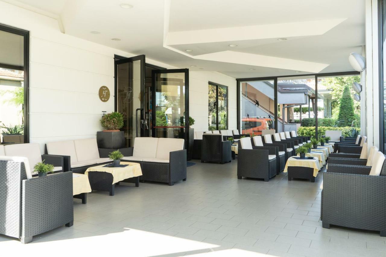 Hotel Tiglio ริมินี ภายนอก รูปภาพ