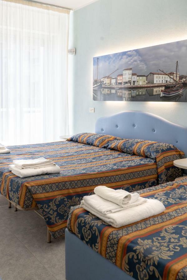 Hotel Tiglio ริมินี ภายนอก รูปภาพ